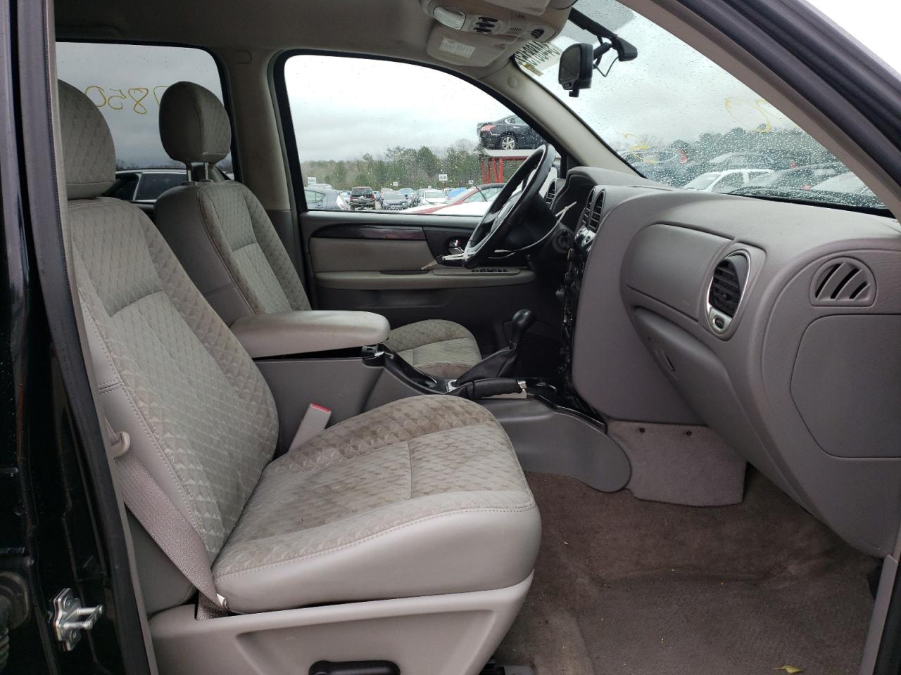 Photo 5 from auction – 2005 GMC ENVOY XUV with VIN 1GKES12S356176926