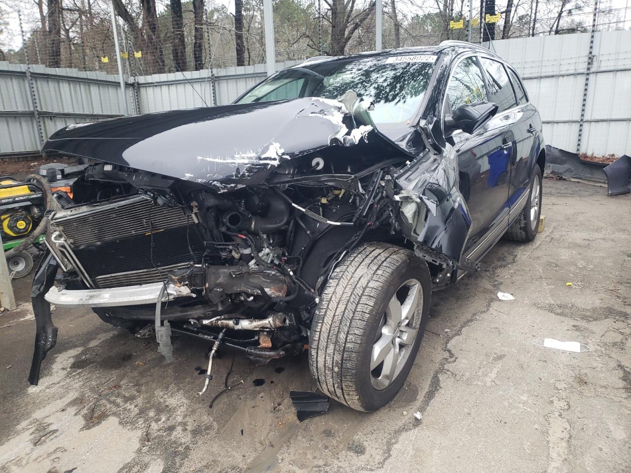 Photo 2 from auction – 2013 AUDI Q7 PREMIUM with VIN WA1LMAFE3DD010220