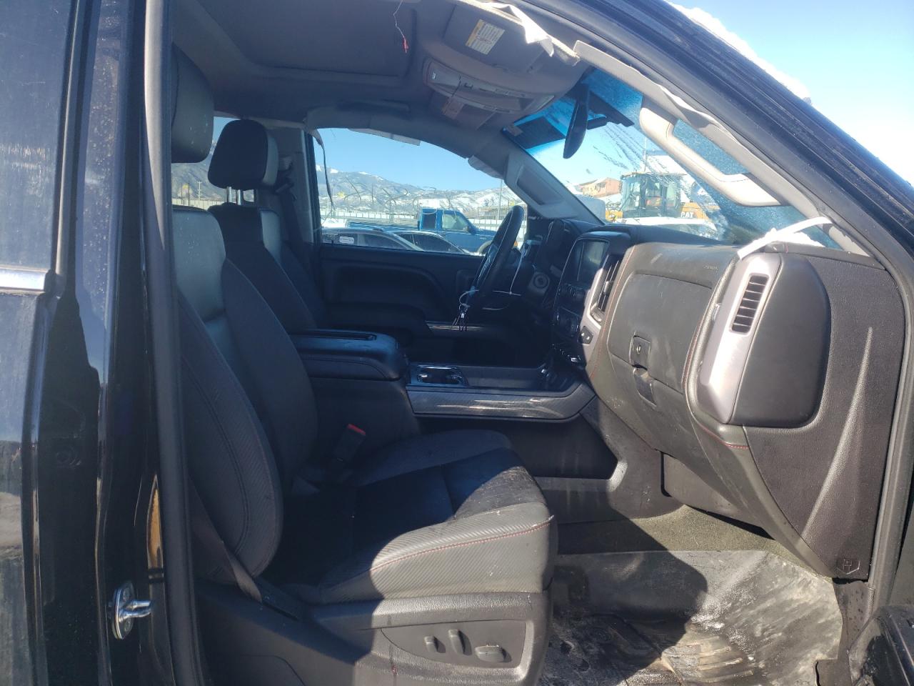 Photo 5 from auction – 2016 GMC C SER 2500 with VIN 1GT12TEG2GF257139
