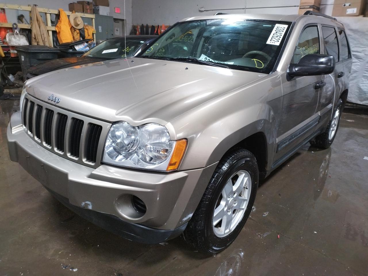 Photo 2 from auction – 2006 JEEP GRAND CHER with VIN 1J4GR48K66C277447