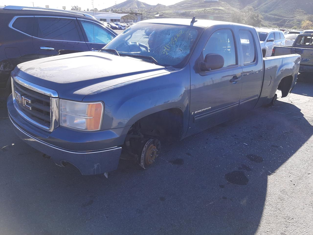 Photo 2 from auction – 2007 GMC NEW SIERRA with VIN 1GTEC190X7Z512358