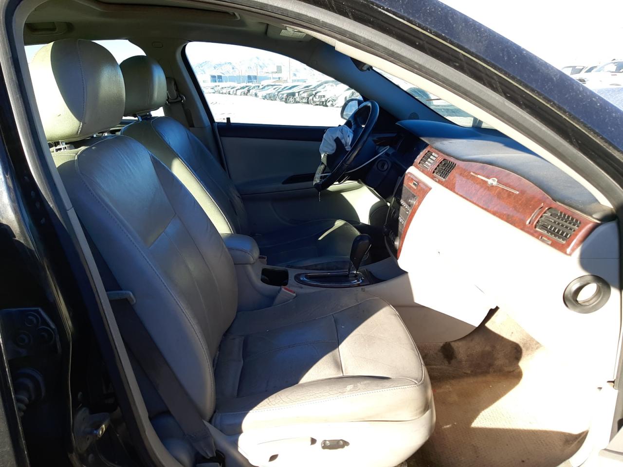Photo 5 from auction – 2008 CHEVROLET IMPALA LT with VIN 2G1WC583481277305