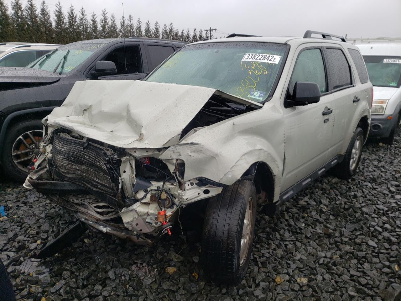 Photo 2 from auction – 2009 FORD ESCAPE XLT with VIN 1FMCU03779KA26683