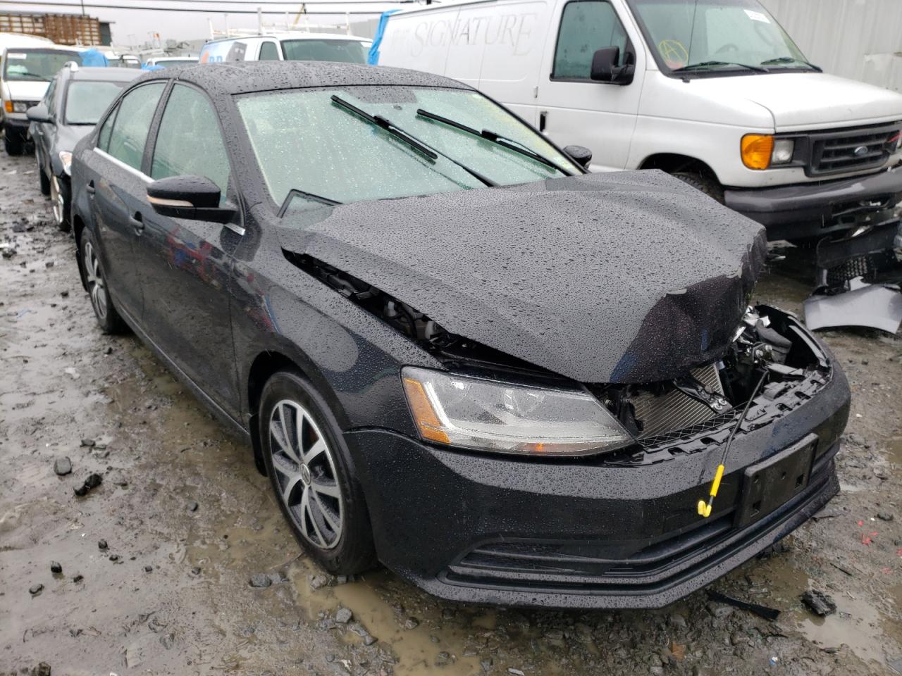VOLKSWAGEN JETTA SE 2017 with VIN 3VWDB7AJ4HM208318 - Photo from auction