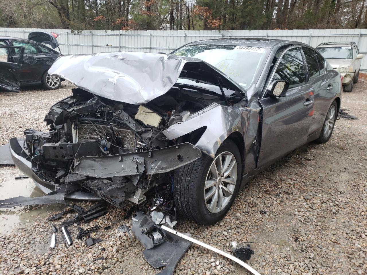 Photo 2 from auction – 2015 INFINITI Q50 BASE with VIN JN1BV7AP6FM332379