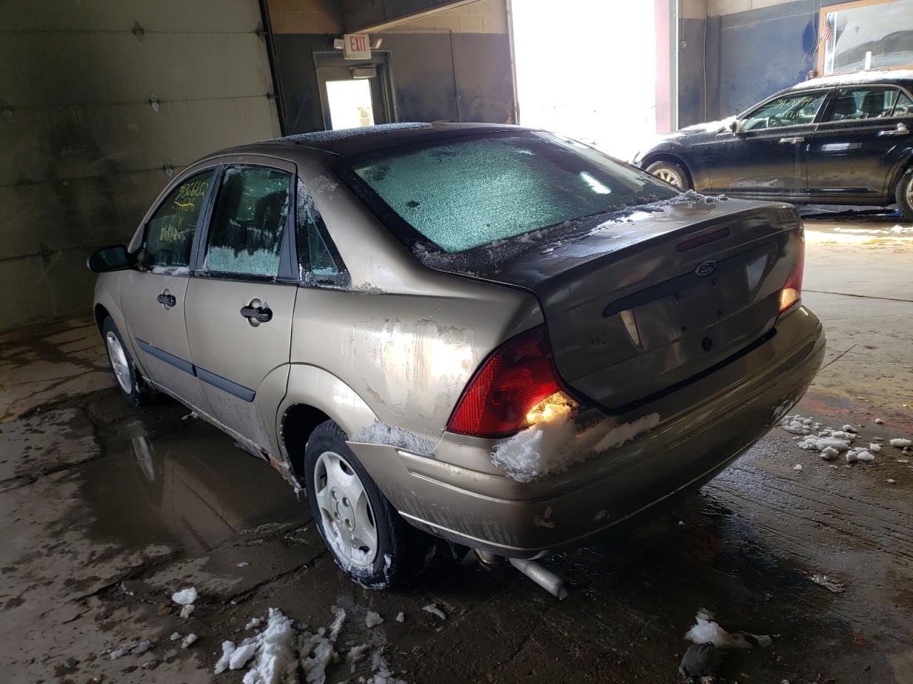 Photo 3 from auction – 2003 FORD FOCUS LX with VIN 1FAFP33Z93W211626