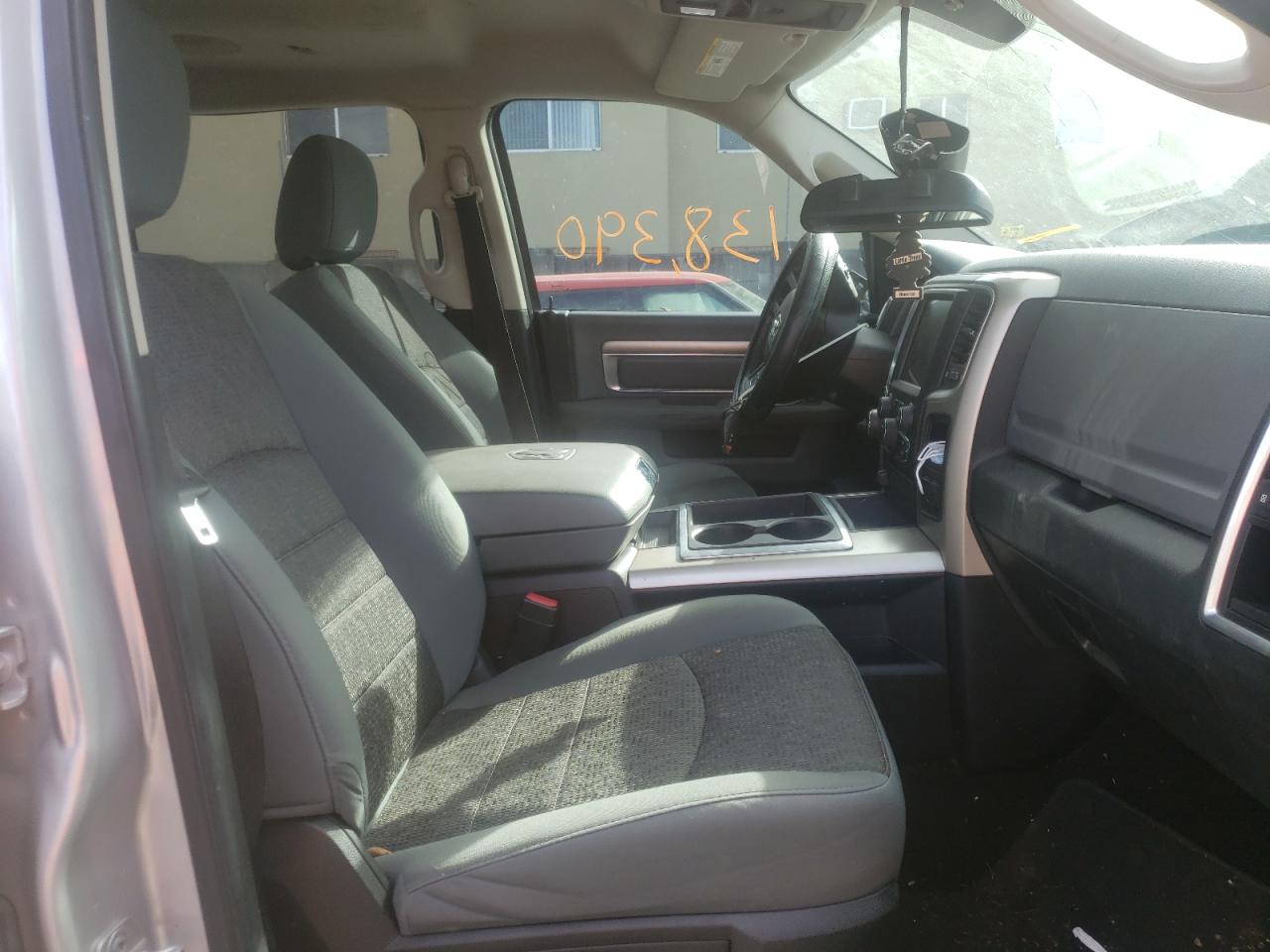 Photo 5 from auction – 2014 RAM 1500 SLT with VIN 1C6RR7TT4ES262277