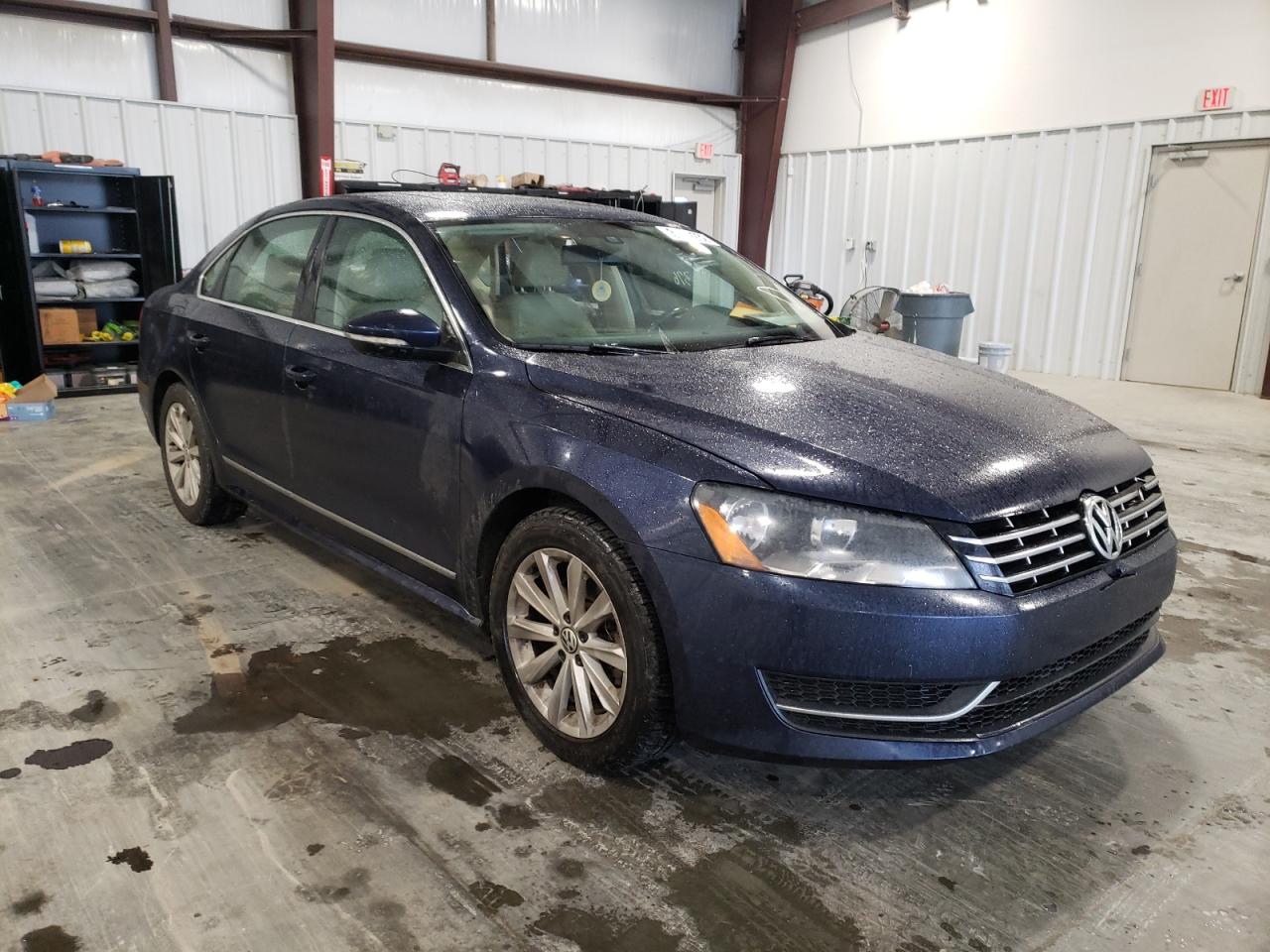 VOLKSWAGEN PASSAT SEL 2012 with VIN 1VWCH7A39CC070006 - Photo from auction