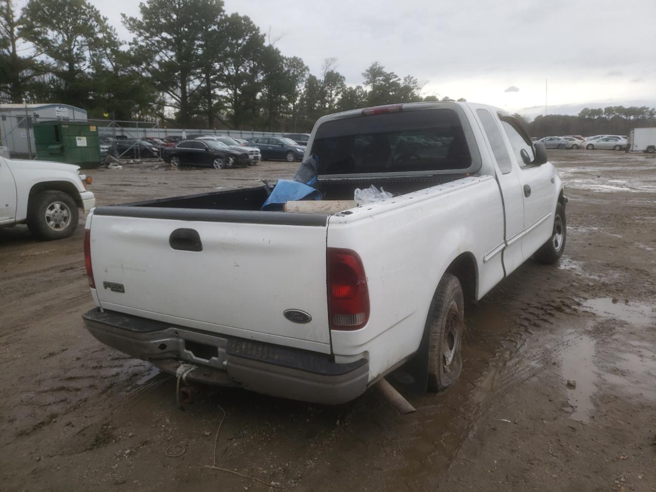 Photo 4 from auction – 1998 FORD F150 with VIN 2FTZX172XWCA07989
