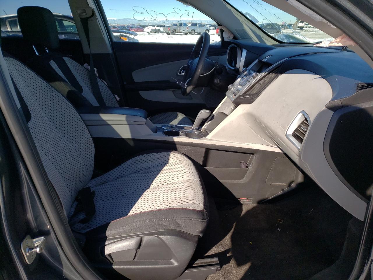 Photo 5 from auction – 2011 CHEVROLET EQUINOX LS with VIN 2CNFLCEC9B6272333