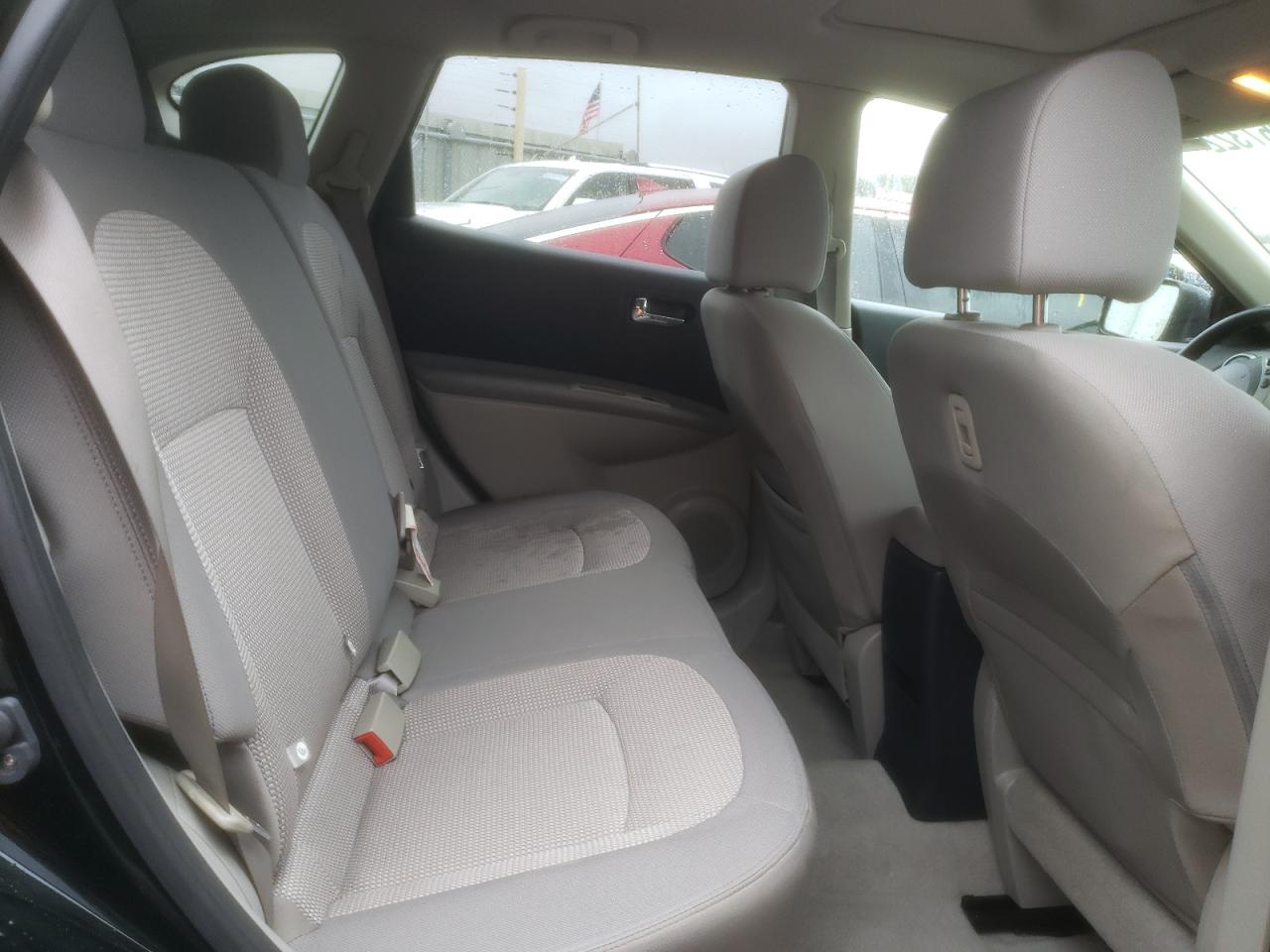 Photo 6 from auction – 2013 NISSAN ROGUE S with VIN JN8AS5MT7DW512412