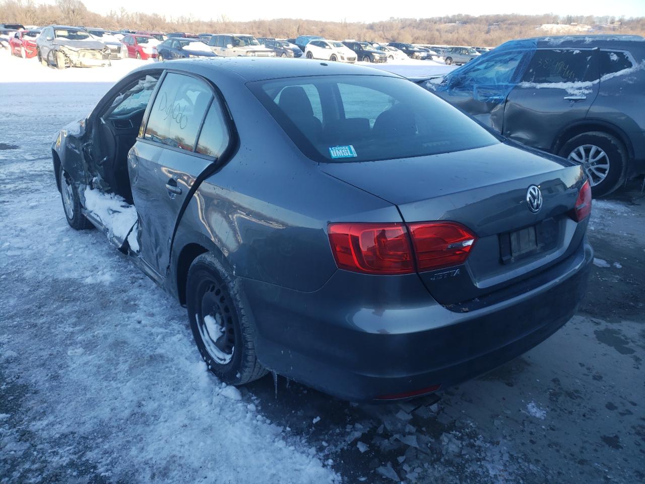 Photo 3 from auction – 2013 VOLKSWAGEN JETTA BASE with VIN 3VW2K7AJ8DM309492