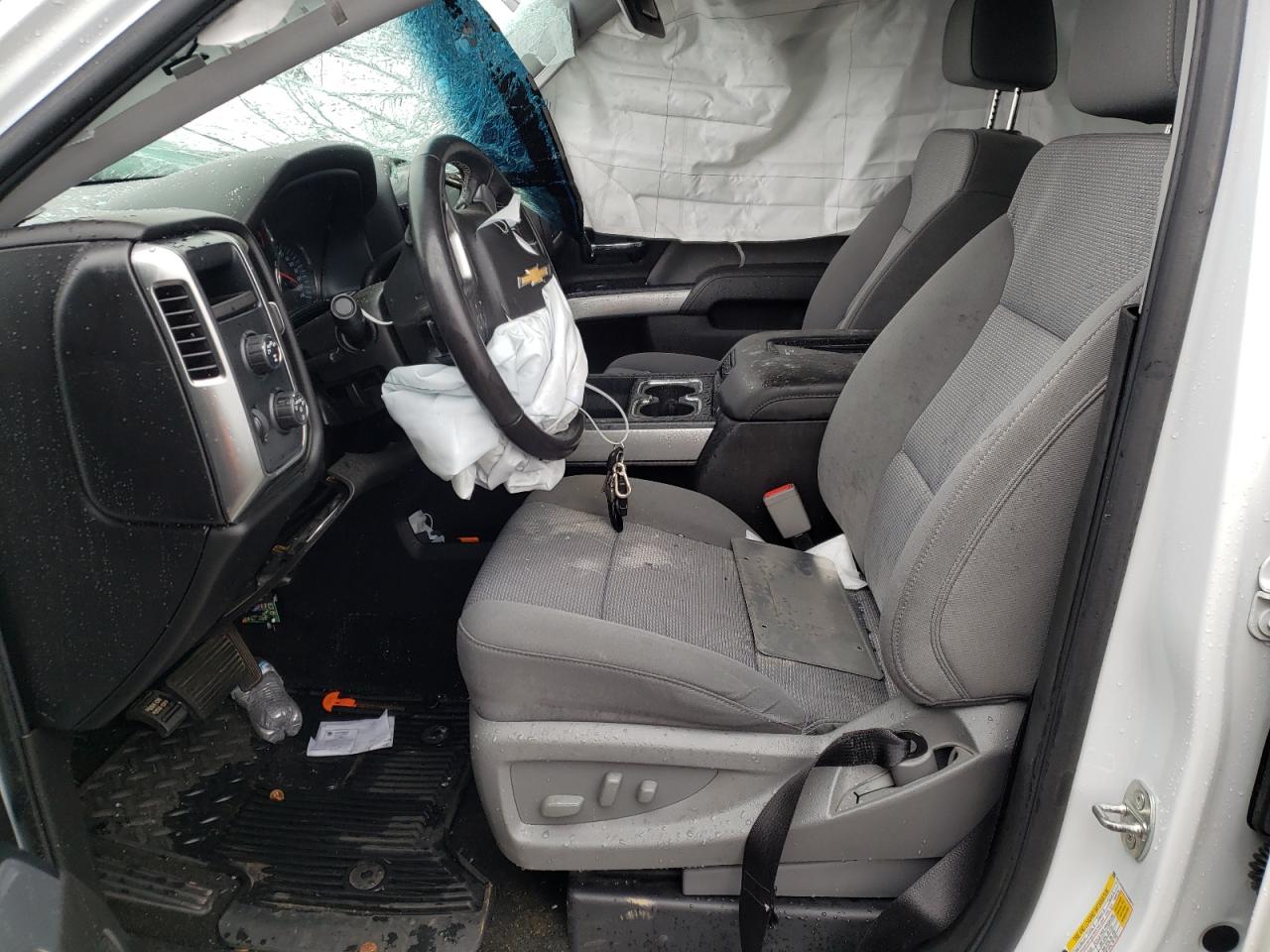 Photo 5 from auction – 2018 CHEVROLET SILVERADO with VIN 3GCUKREC6JG326871