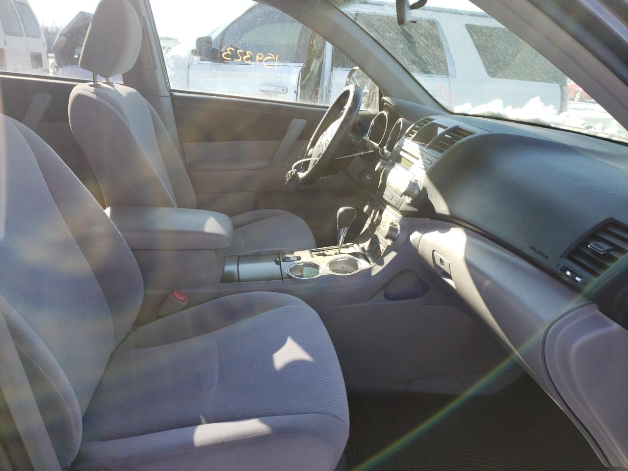 Photo 5 from auction – 2008 TOYOTA HIGHLANDER with VIN JTEES41A682045521