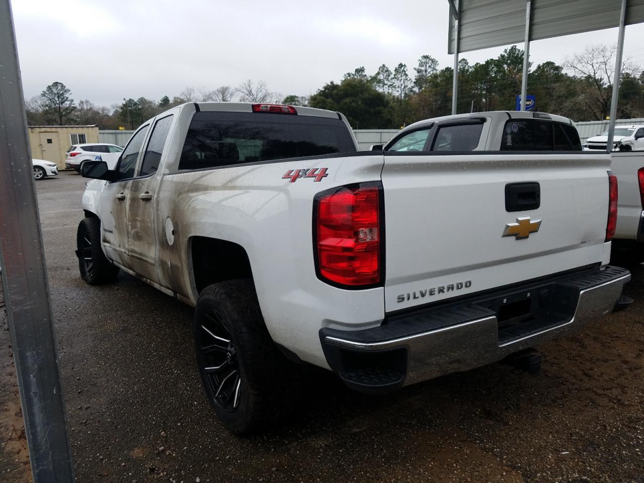 Photo 3 from auction – 2018 CHEVROLET SILVERADO with VIN 1GCVKREC2JZ142743