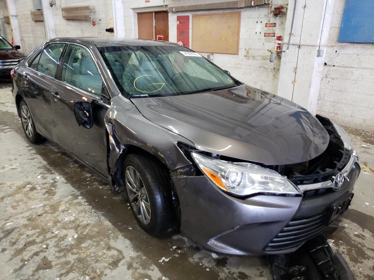 TOYOTA CAMRY LE 2017 with VIN 4T1BF1FK3HU321648 - Photo from auction