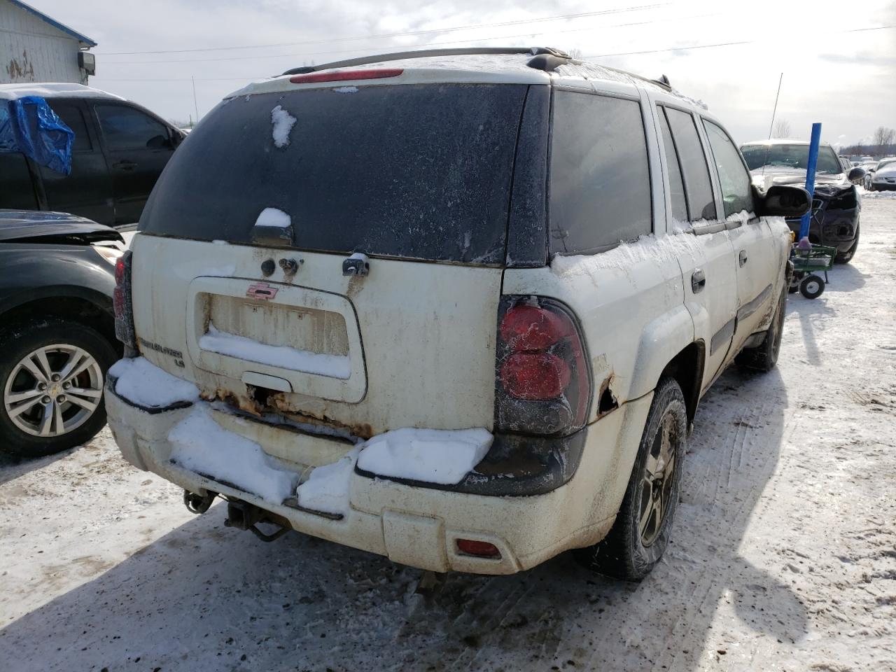 Photo 4 from auction – 2005 CHEVROLET TRAILBLAZE with VIN 1GNDT13S152198909