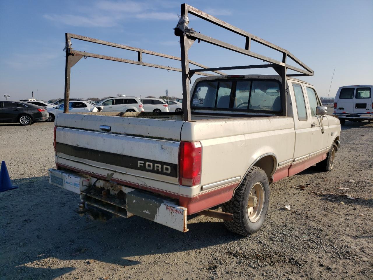 Photo 4 from auction – 1995 FORD F-150 with VIN 1FTEX15N0SKA66471