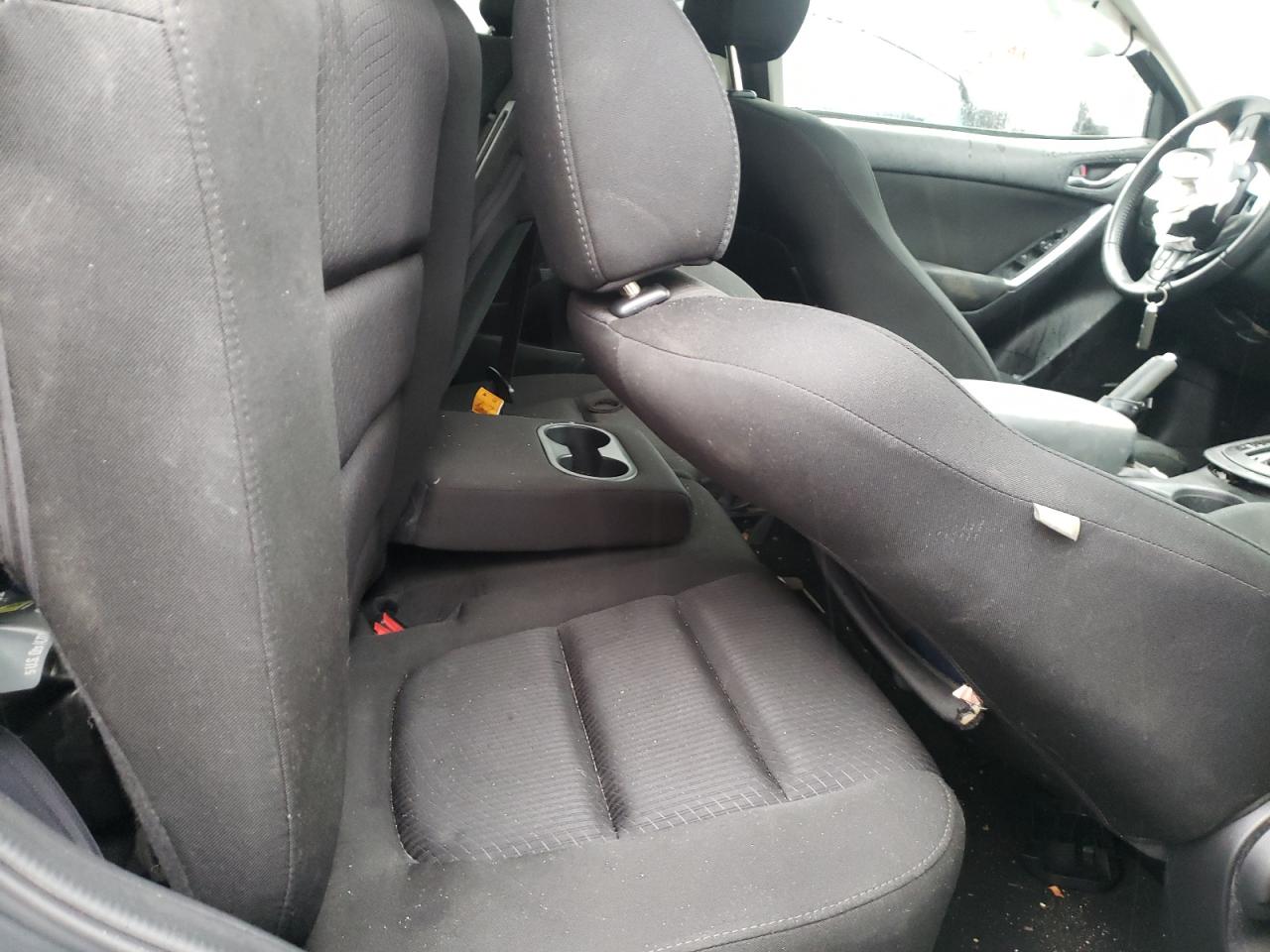 Photo 6 from auction – 2013 MAZDA CX-5 TOURI with VIN JM3KE4CE0D0141740