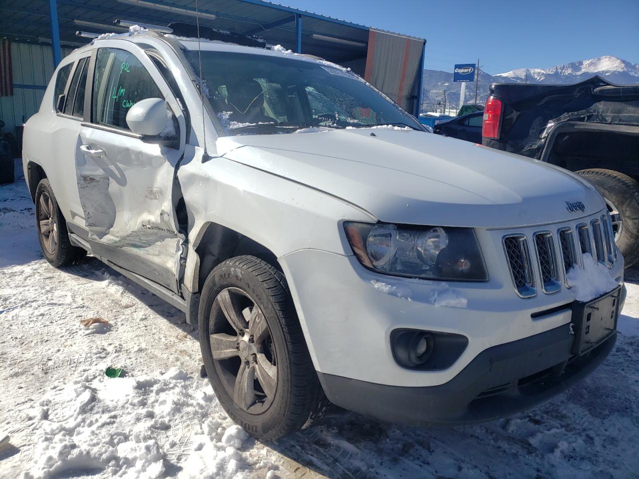 JEEP COMPASS LA 2014 with VIN 1C4NJCEA1ED568375 - Photo from auction