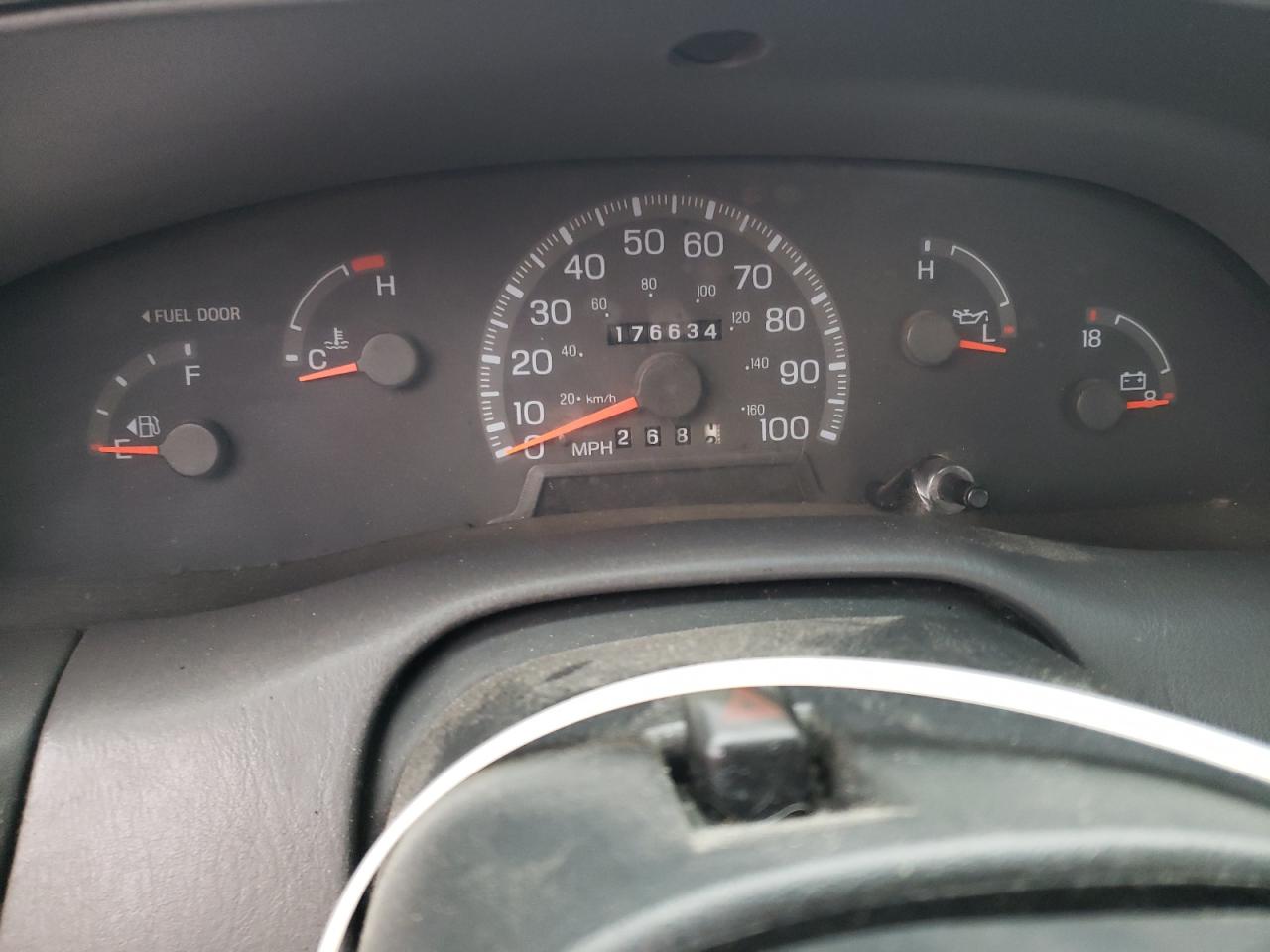 Photo 8 from auction – 1997 FORD F150 with VIN 2FTDX1863VCA28449