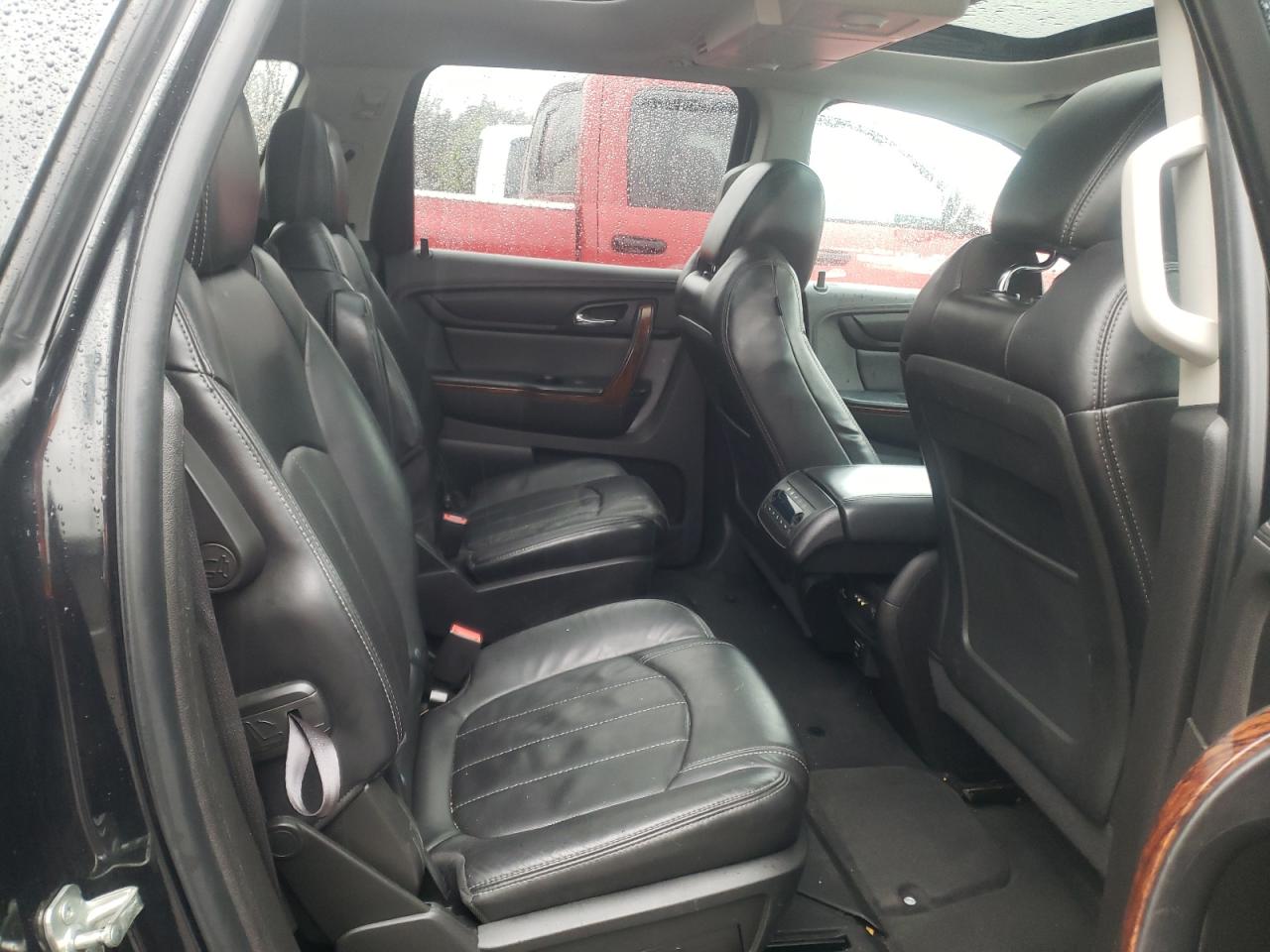 Photo 6 from auction – 2014 CHEVROLET TRAVERSE L with VIN 1GNKVJKD0EJ149419