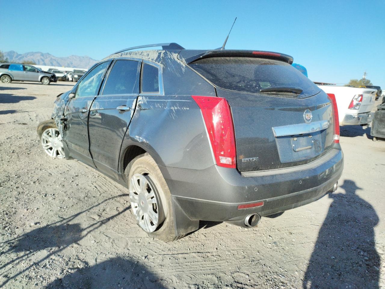 Photo 3 from auction – 2012 CADILLAC SRX LUXURY with VIN 3GYFNAE30CS618530