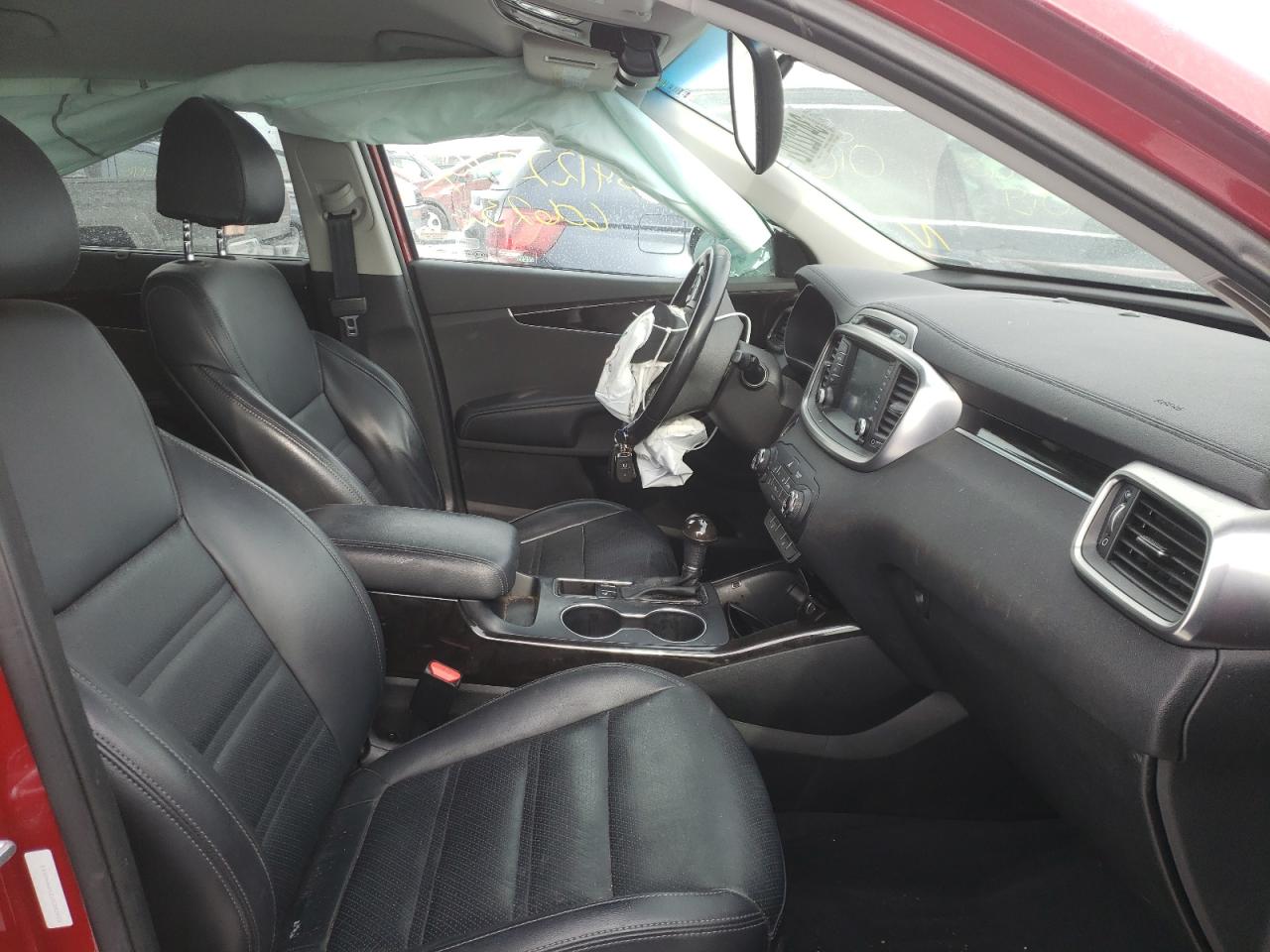 Photo 5 from auction – 2018 KIA SORENTO EX with VIN 5XYPH4A53JG383422