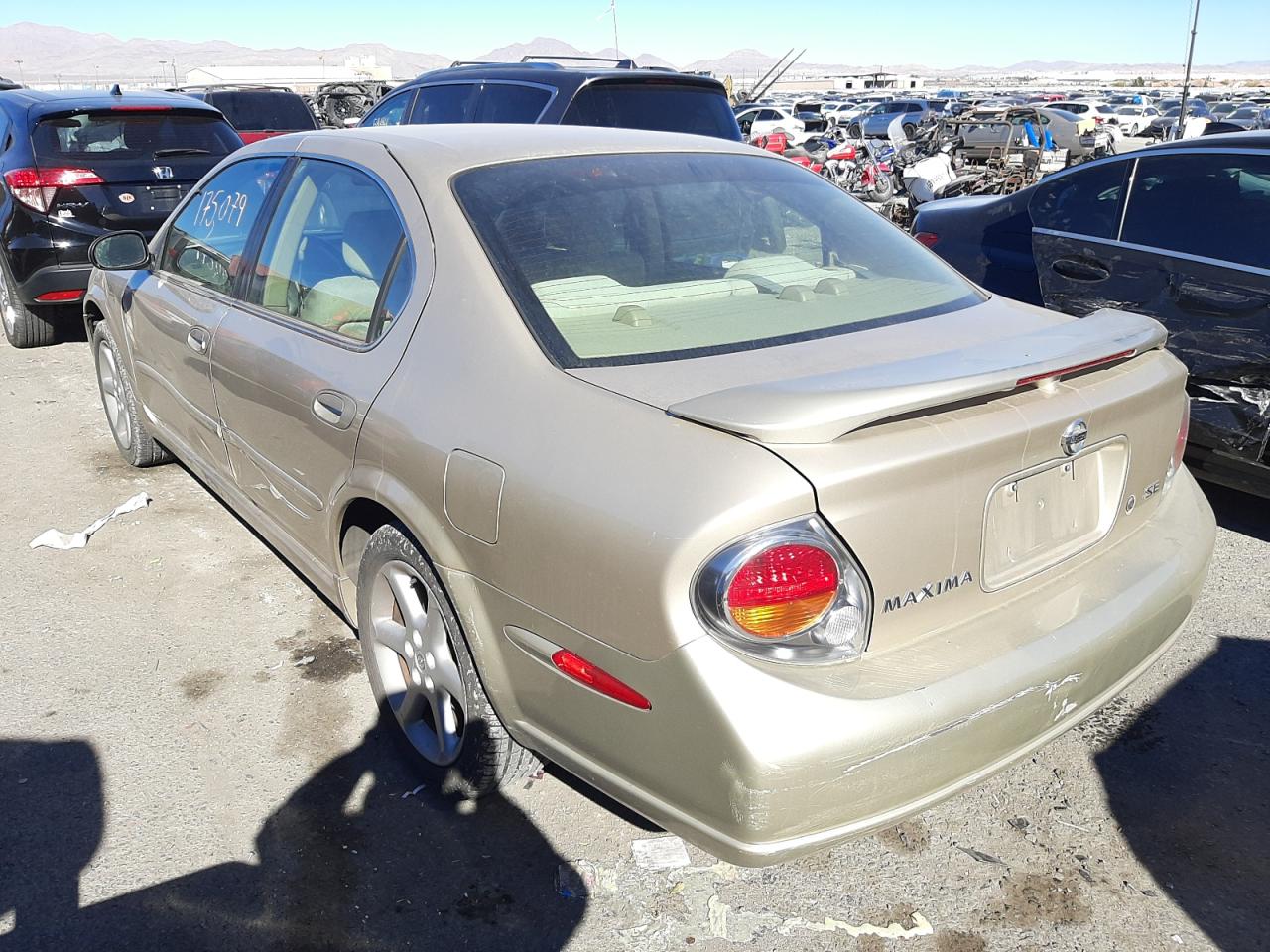 Photo 3 from auction – 2002 NISSAN MAXIMA GLE with VIN JN1DA31D12T417956