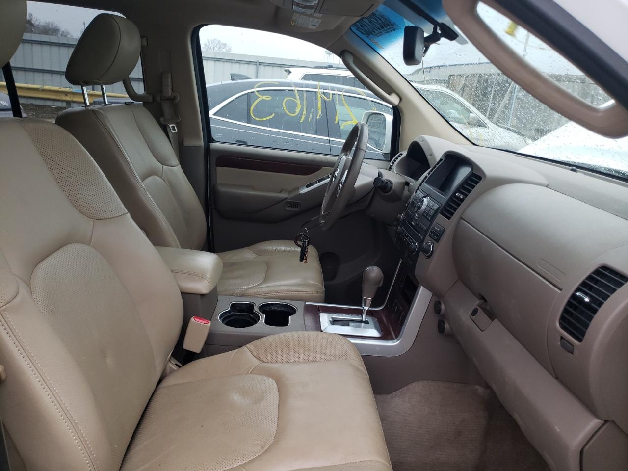 Photo 5 from auction – 2012 NISSAN PATHFINDER with VIN 5N1AR1NN0CC628918