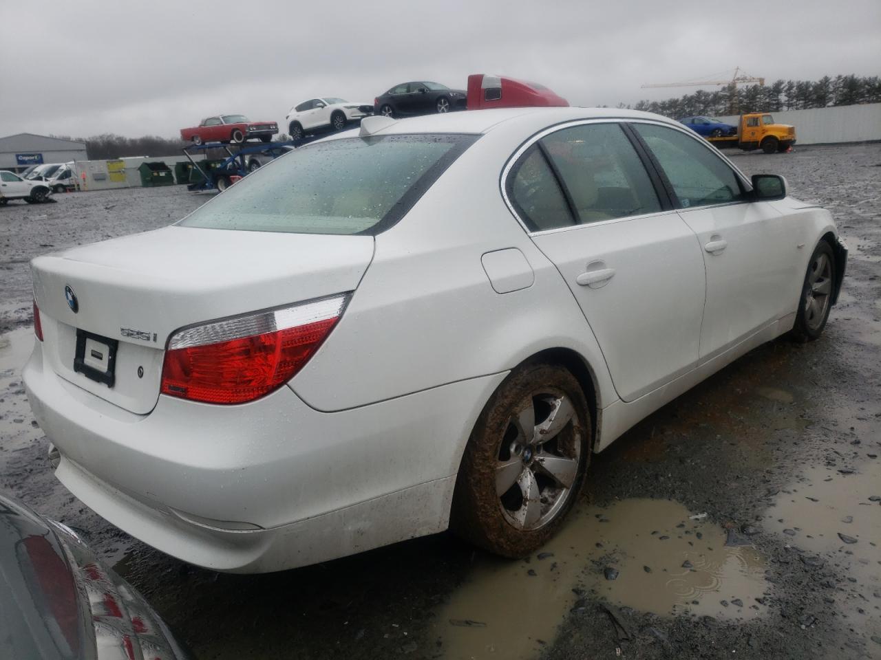 Photo 4 from auction – 2007 BMW 525 I with VIN WBANE53537CK92812