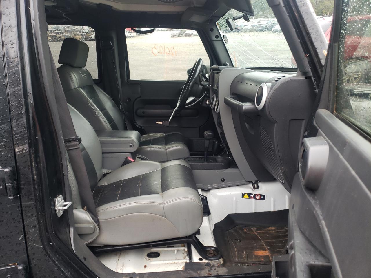 Photo 5 from auction – 2010 JEEP WRANGLER U with VIN 1J4BA5H11AL166571