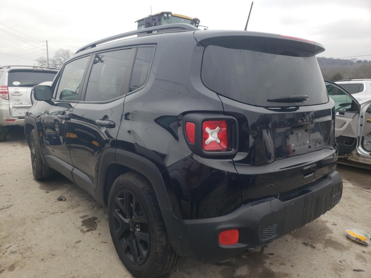Photo 3 from auction – 2018 JEEP RENEGADE L with VIN ZACCJABB1JPH91844