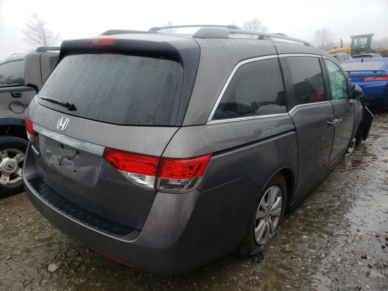 Photo 4 from auction – 2016 HONDA ODYSSEY EX with VIN 5FNRL5H60GB024332
