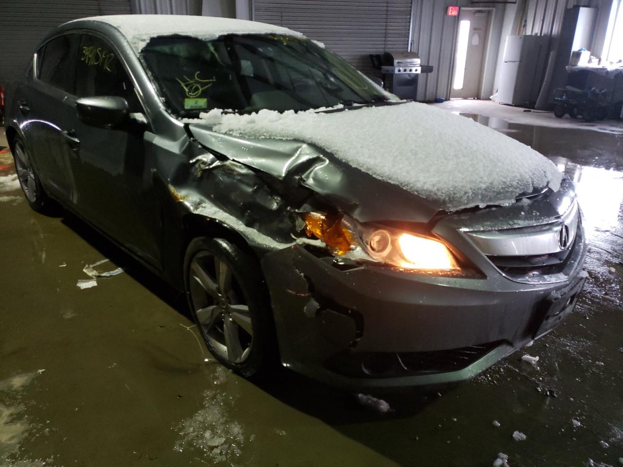 Photo 9 from auction – 2013 ACURA ILX 24 PRE with VIN 19VDE2E55DE000925