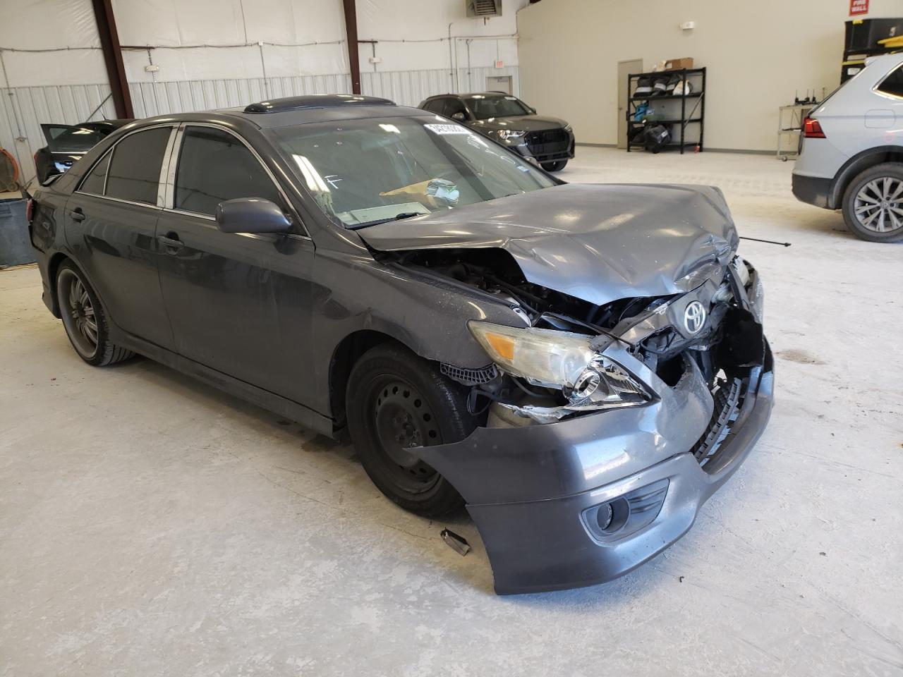 TOYOTA CAMRY BASE 2011 with VIN 4T1BF3EK3BU633960 - Photo from auction