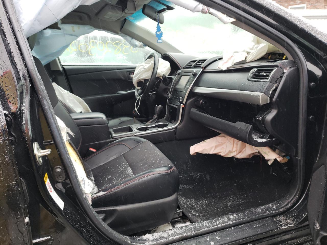 Photo 5 from auction – 2016 TOYOTA CAMRY LE with VIN 4T1BF1FK0GU226026