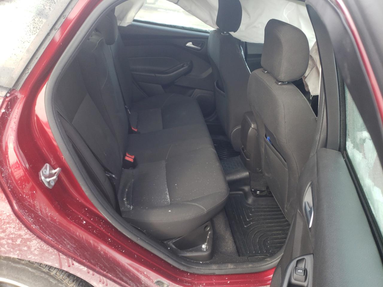 Photo 6 from auction – 2016 FORD FOCUS SE with VIN 1FADP3F27GL390195