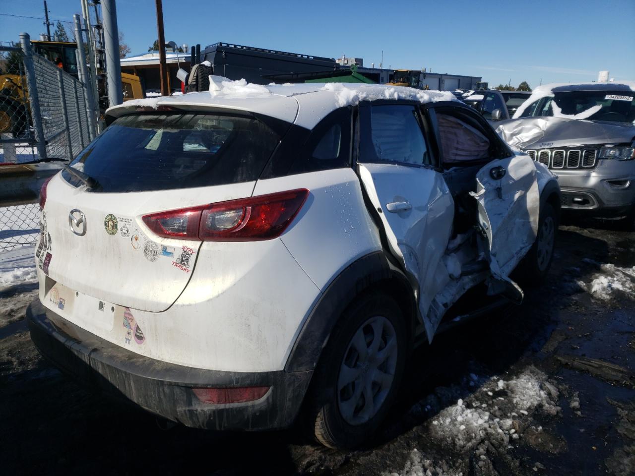 Photo 4 from auction – 2016 MAZDA CX-3 SPORT with VIN JM1DKBB75G0108416