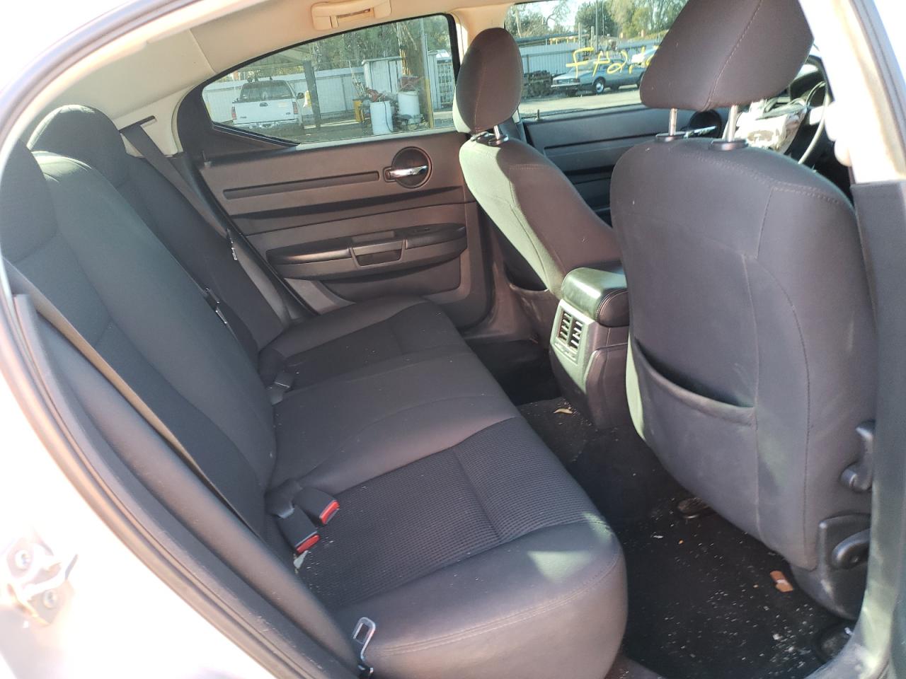 Photo 6 from auction – 2008 DODGE CHARGER with VIN 2B3KA43R28H199519