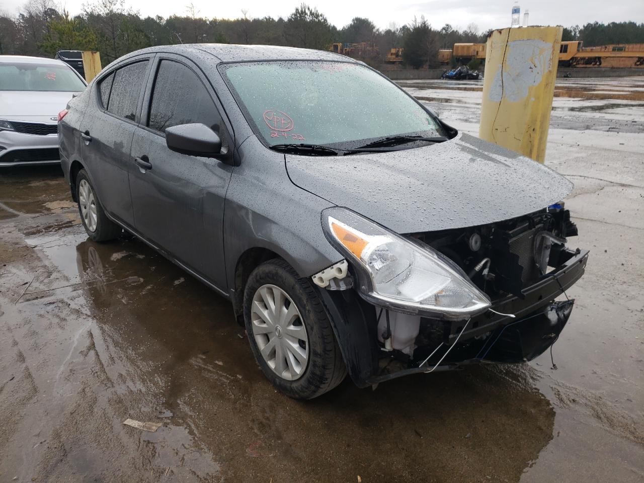 NISSAN VERSA S 2017 with VIN 3N1CN7AP5HL828310 - Photo from auction