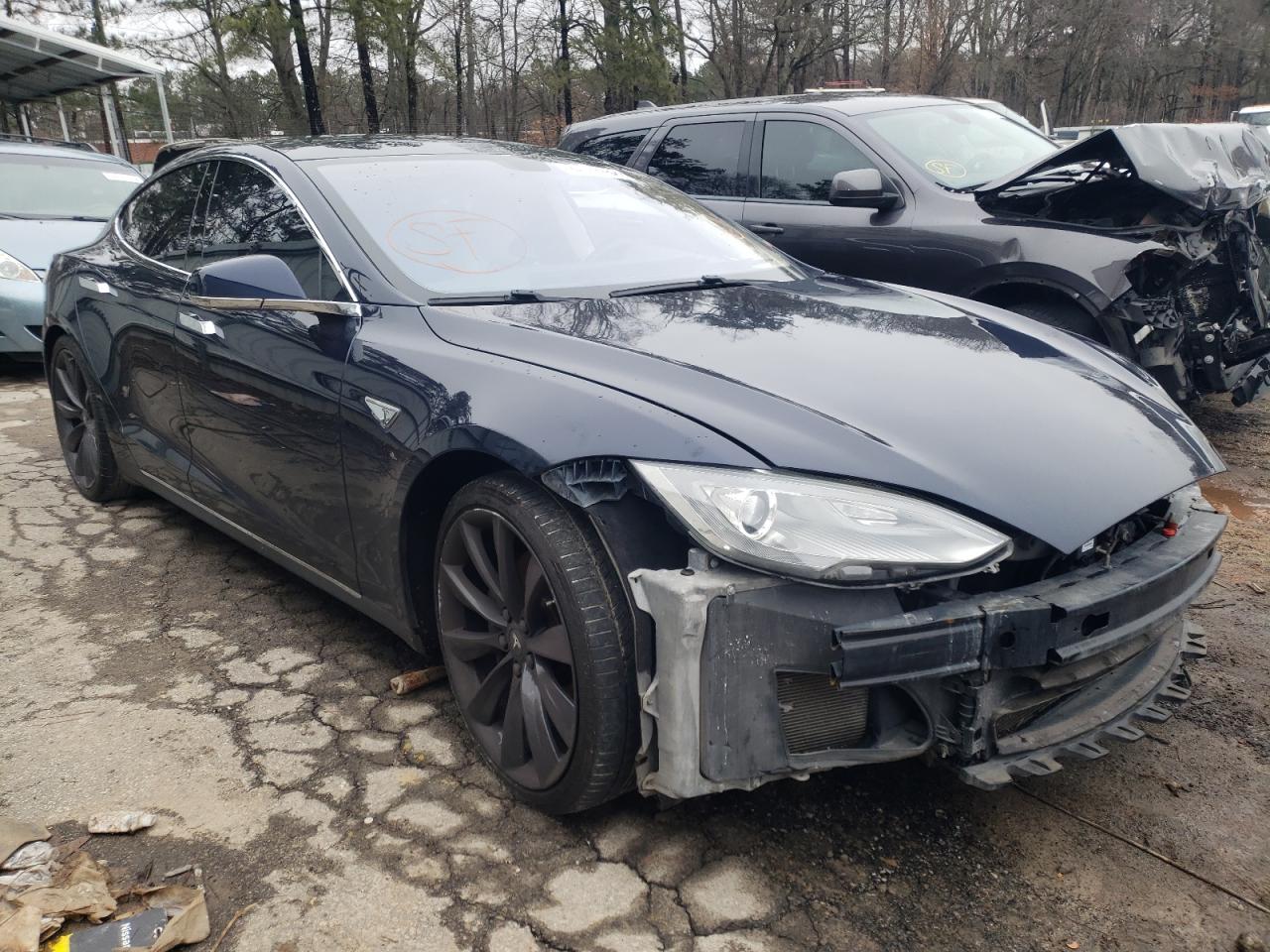 TESLA MODEL S 2014 with VIN 5YJSA1H18EFP31714 - Photo from auction