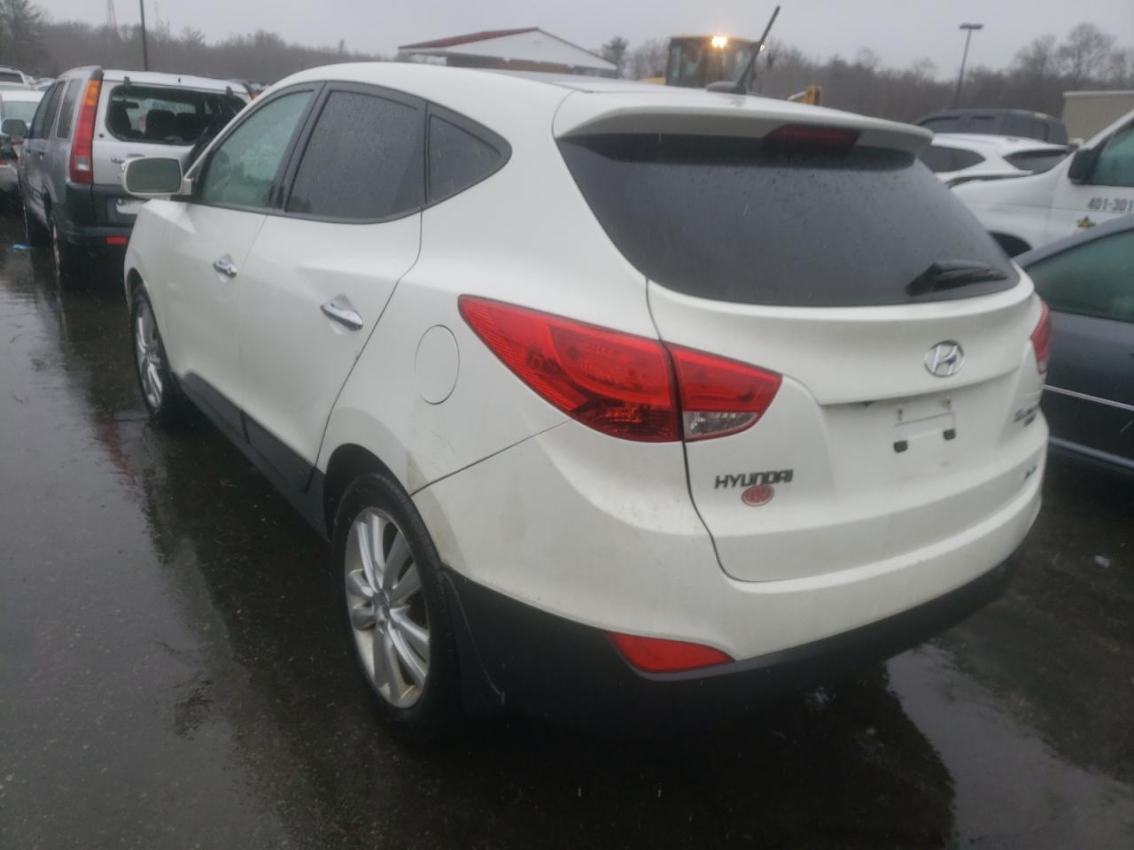 Photo 3 from auction – 2012 HYUNDAI TUCSON GLS with VIN KM8JUCAC4CU506491