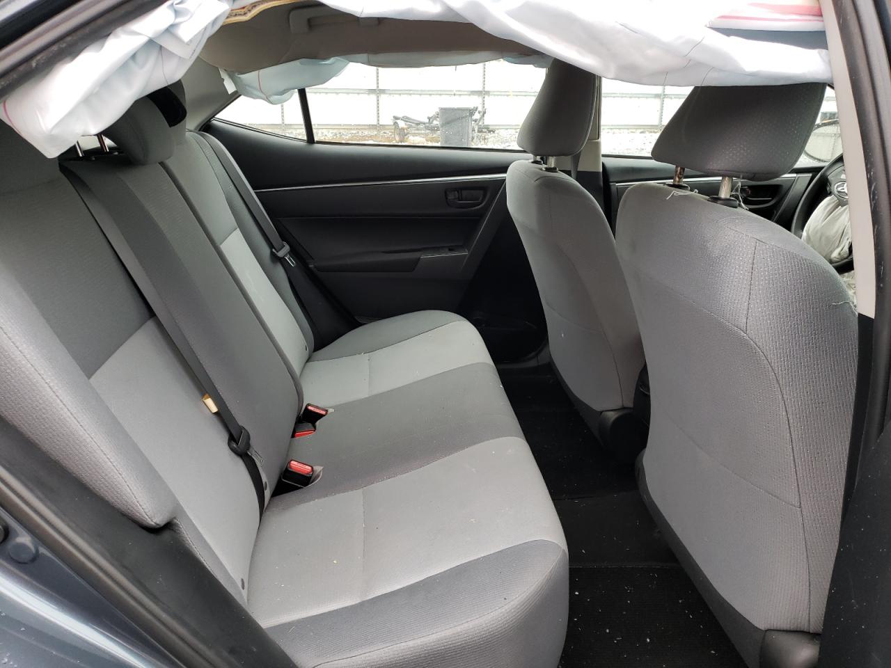 Photo 6 from auction – 2015 TOYOTA COROLLA L with VIN 2T1BURHEXFC423975