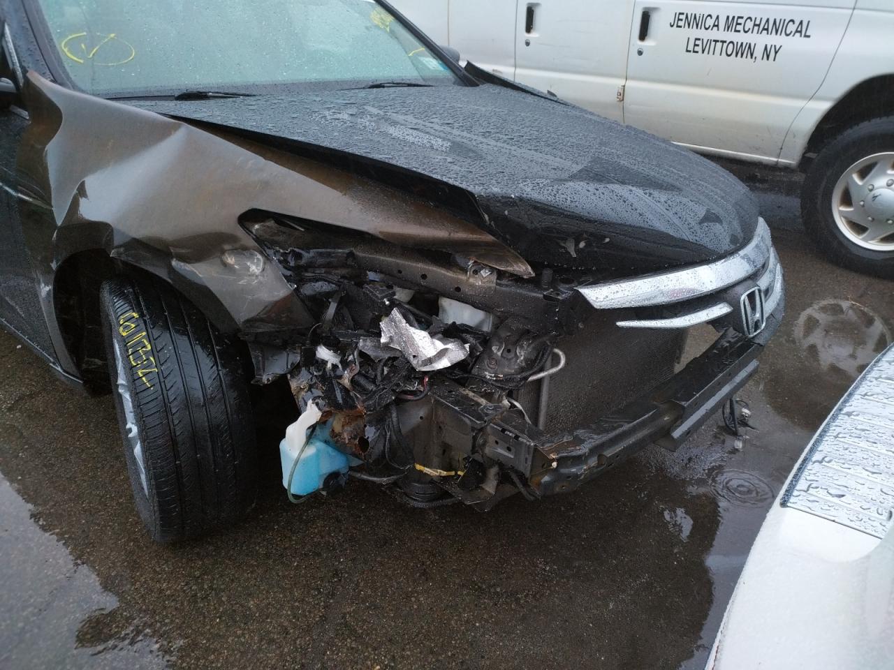 Photo 9 from auction – 2012 HONDA ACCORD SE with VIN 1HGCP2F6XCA193600
