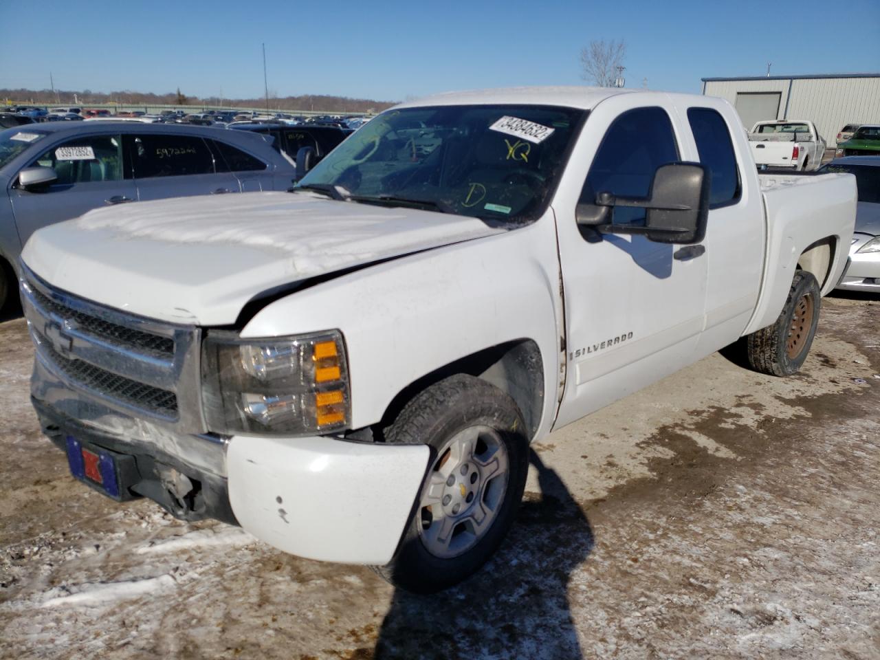 Photo 2 from auction – 2008 CHEVROLET SILVERADO with VIN 1GCEC19038Z225154