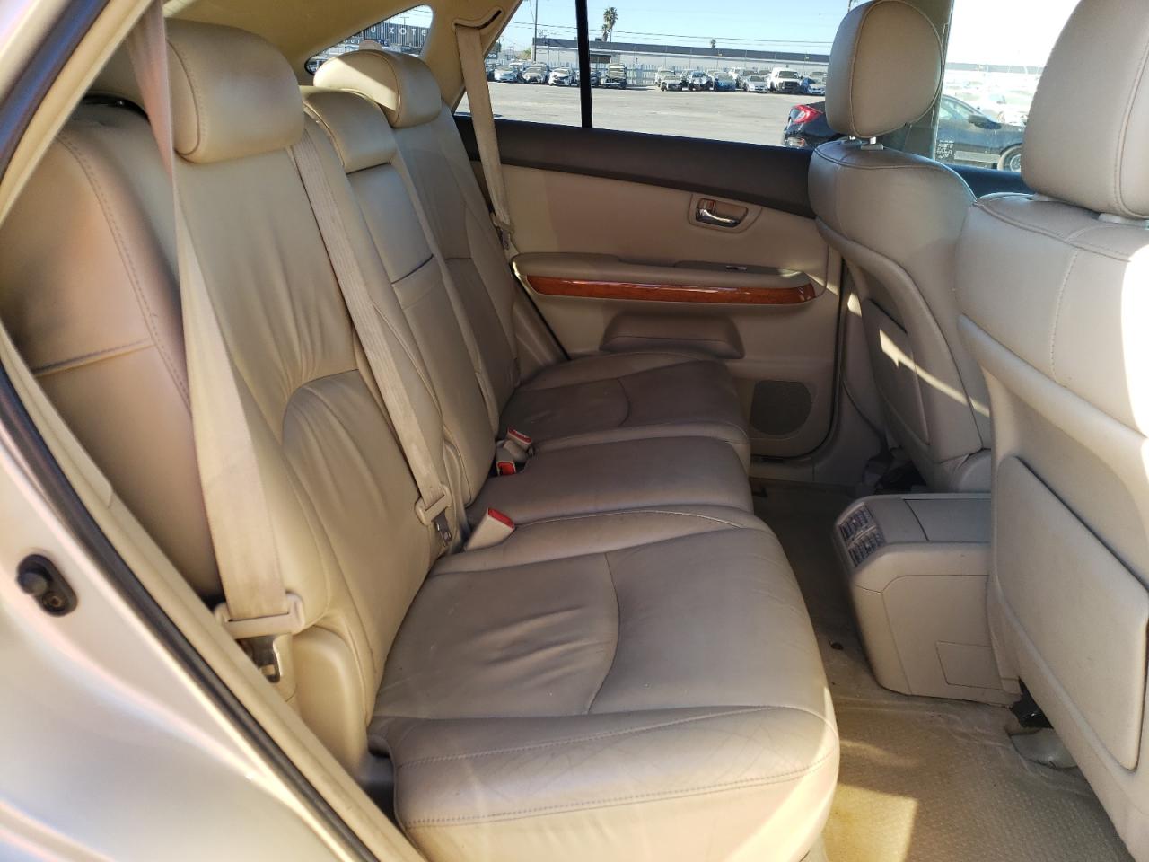 Photo 6 from auction – 2004 LEXUS RX 330 with VIN JTJHA31U740041893