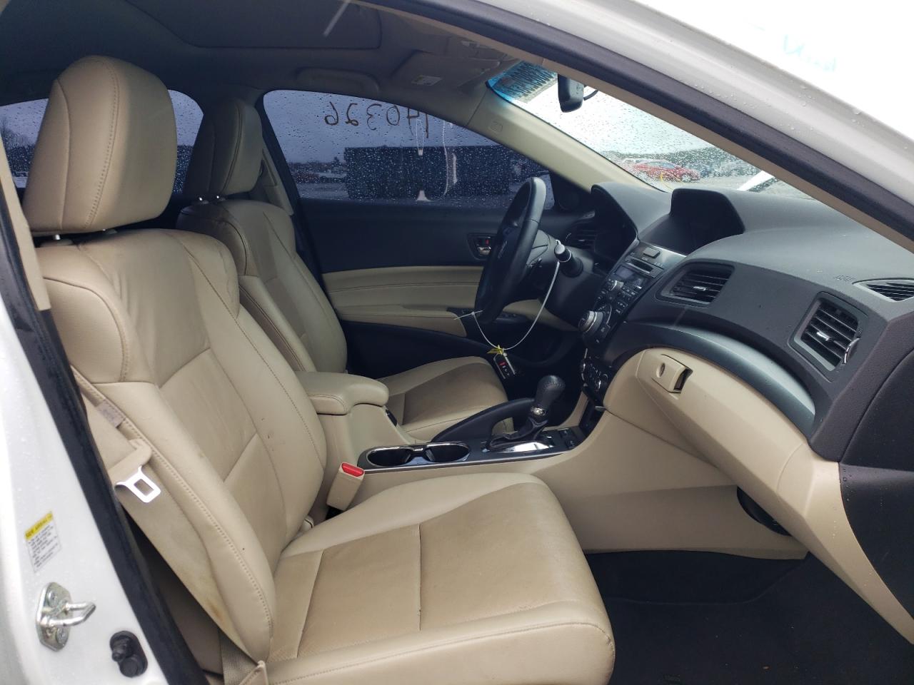 Photo 5 from auction – 2015 ACURA ILX 20 TEC with VIN 19VDE1F71FE001356