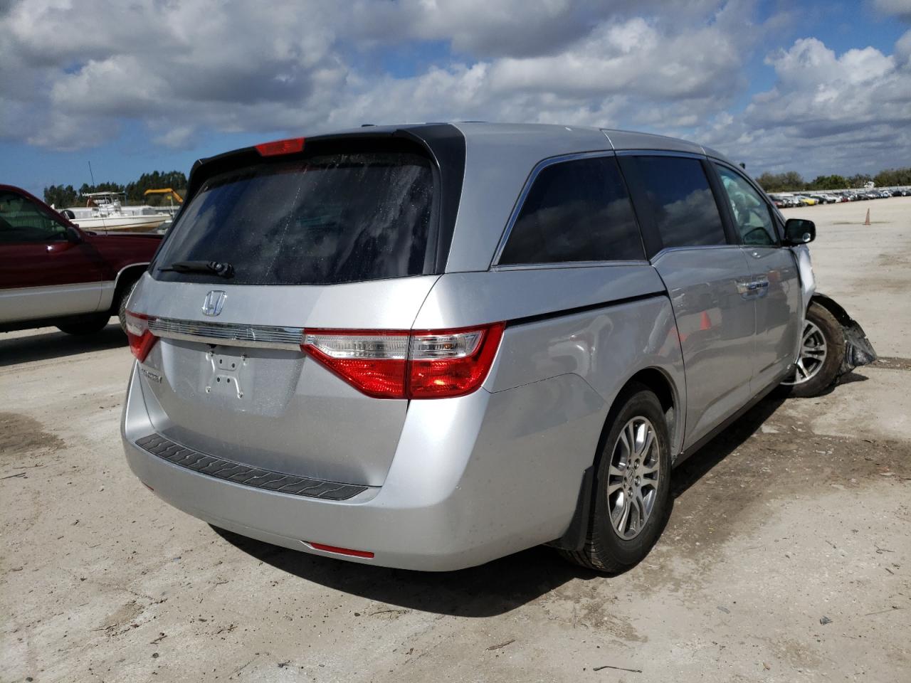 Photo 4 from auction – 2012 HONDA ODYSSEY EX with VIN 5FNRL5H69CB112435