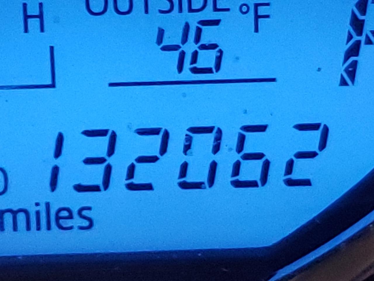 Photo 8 from auction – 2013 TOYOTA RAV4 LIMIT with VIN 2T3DFREV3DW097320